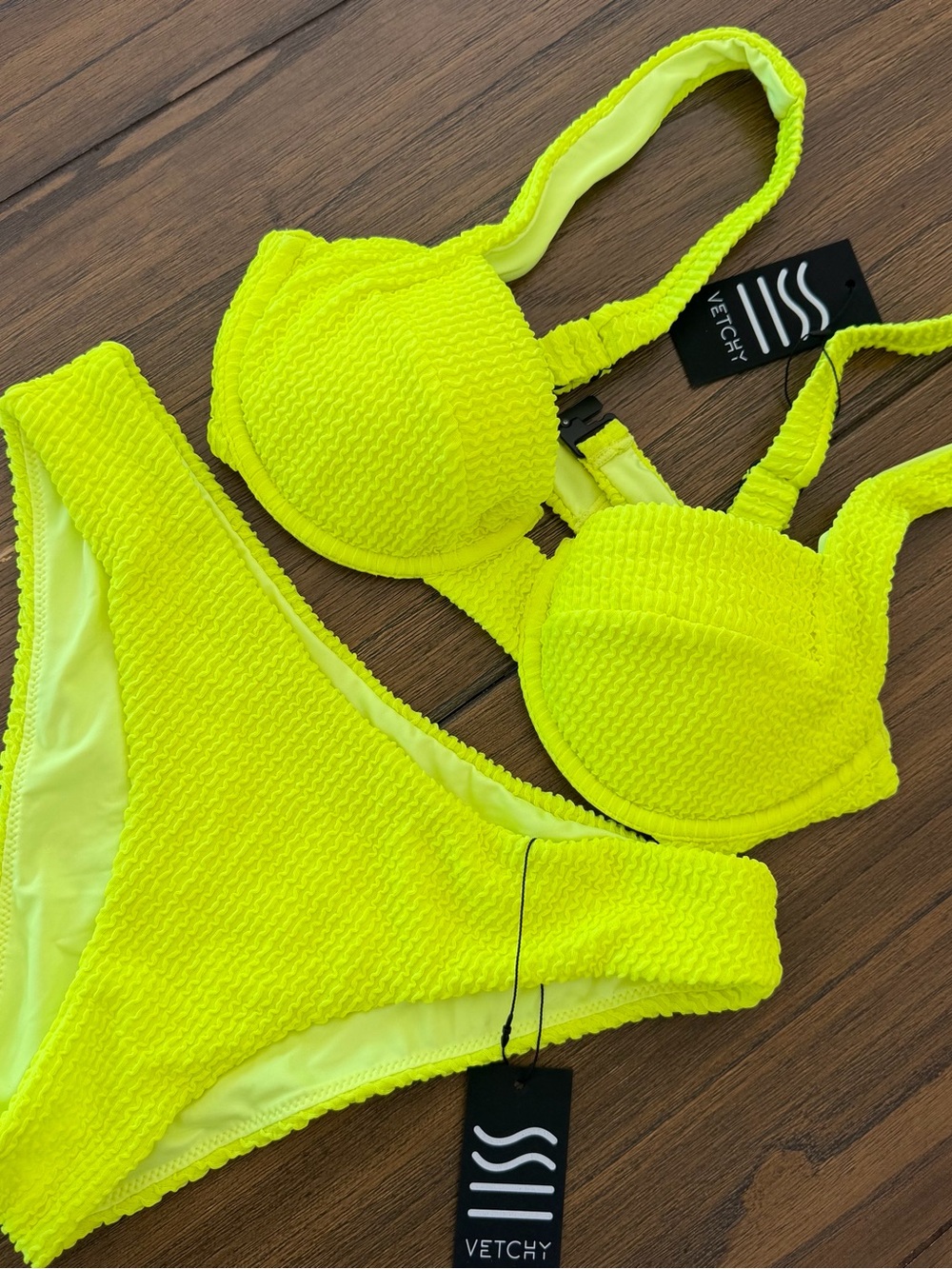 NWT Vetchy Laguna Bikini Set - Neon Lime Green Yellow S/M